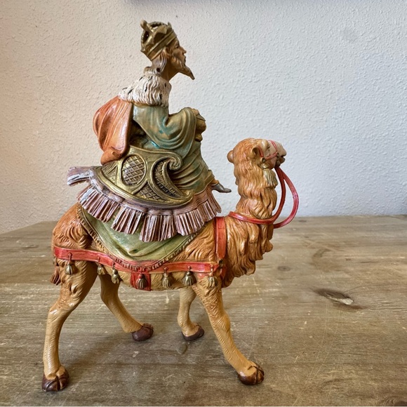 Fontanini Vintage Magi Wisemen Kings on Camels 6.5” Nativity - Picture 6 of 9